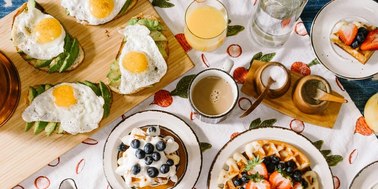 چه صبحانه‌ای می‌تواند خطر حمله قلبی را کاهش دهد