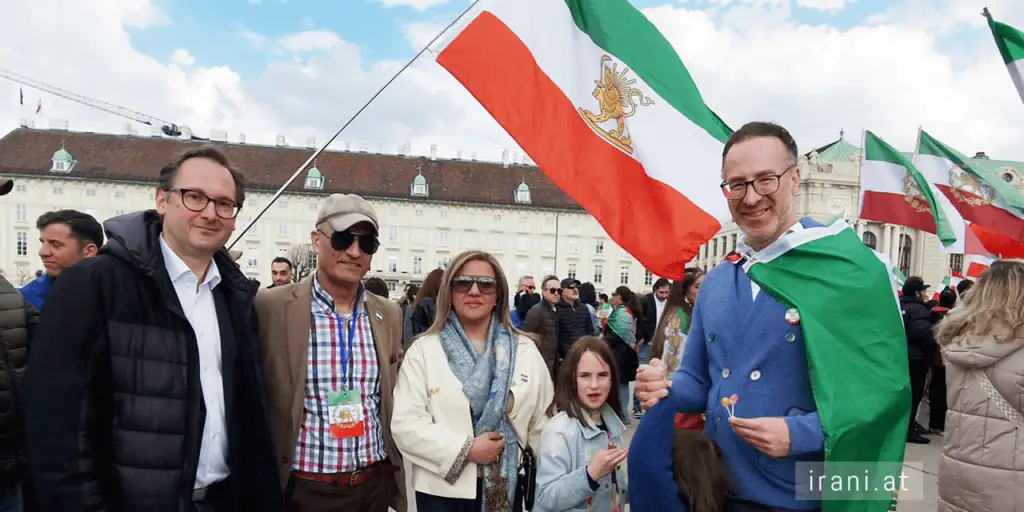 از جمله شرکتکنندگان میتوان به پروفسور دکتر شاهرخ شریعت، دکتر شیوا شعبانیان، پروفسور دکتر سیروس میرزایی و آندریاس میمیش (سیاستمدار اتریشی حزب مردم اتریش و نماینده مجلس ملی) اشاره کرد