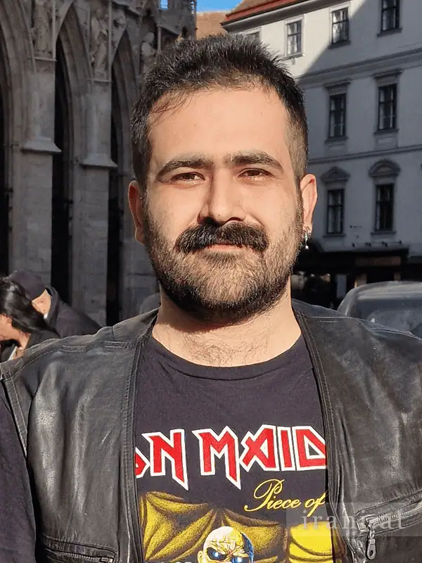 بهنام ایزدی