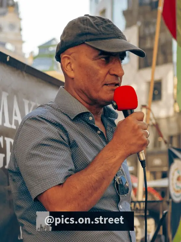 پروفسور دکتر سیروس میرزایی در گردهمایی ایرانیان میهنپرست در اتریش – یکشنبه ۷ ژوئن ۲۰۲۶
عکس: Pics on Street