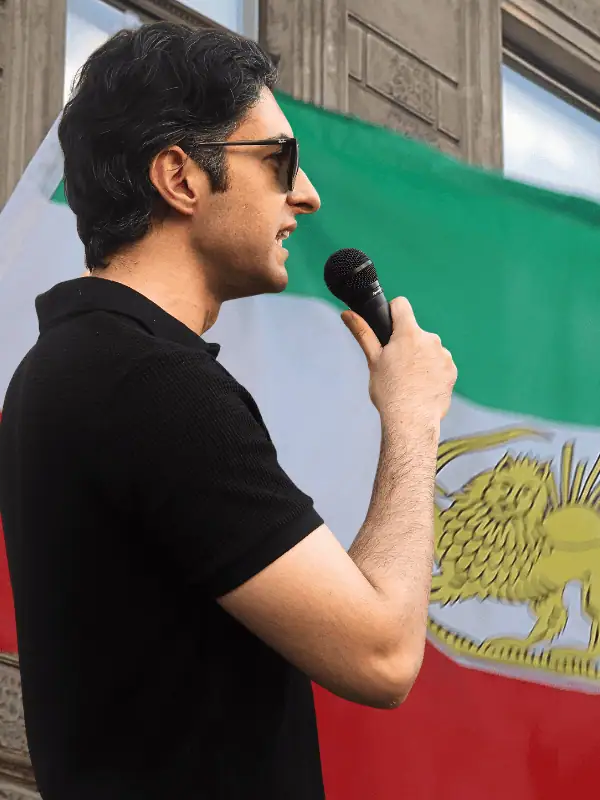 اردشیر، گرد همایی ایرانیان میهن پرست در وین
۳۱ .۷.۲۰۲۶