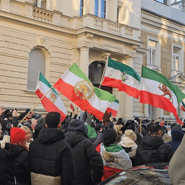 سایت و مجله ایرانیان در اتریش   Die iranische Community in Österreich