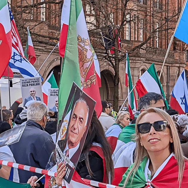 سایت و مجله ایرانیان در اتریش   Die iranische Community in Österreich